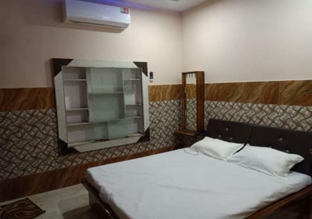 Hotel Monalisa Kota  Bagian luar foto